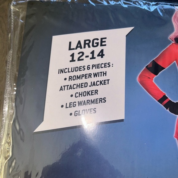 Harley Quinn Costume Set - Red and Black - Picture 2 of 4